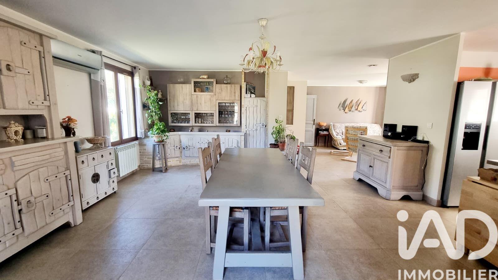 Maison à vendre, 198m², Pourrières