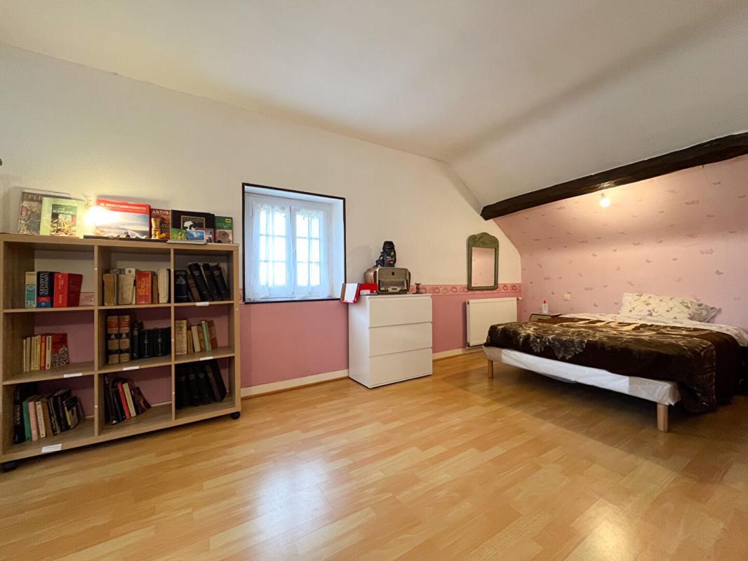 Maison à vendre, 126m², Saint-Genou