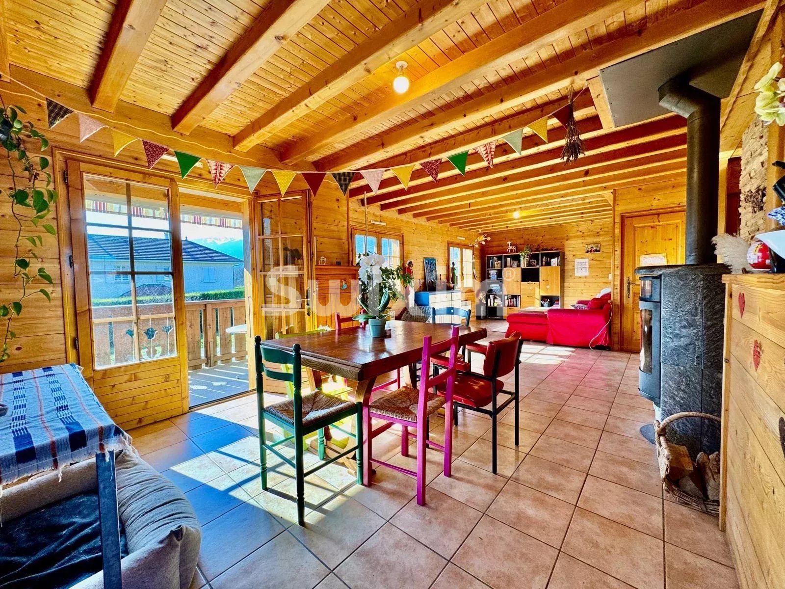 Maison à vendre, 178m², Cessy