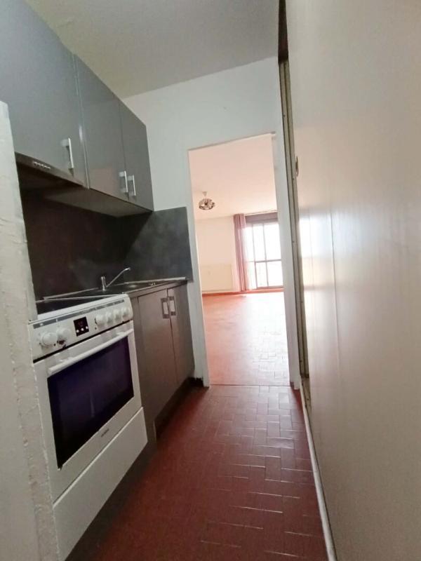 Appartement à vendre, 40m², Saint-Martin-de-Crau