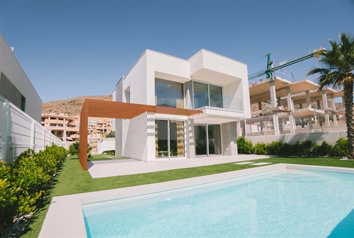 New build villa located in Sierra Cortina, Finestrat