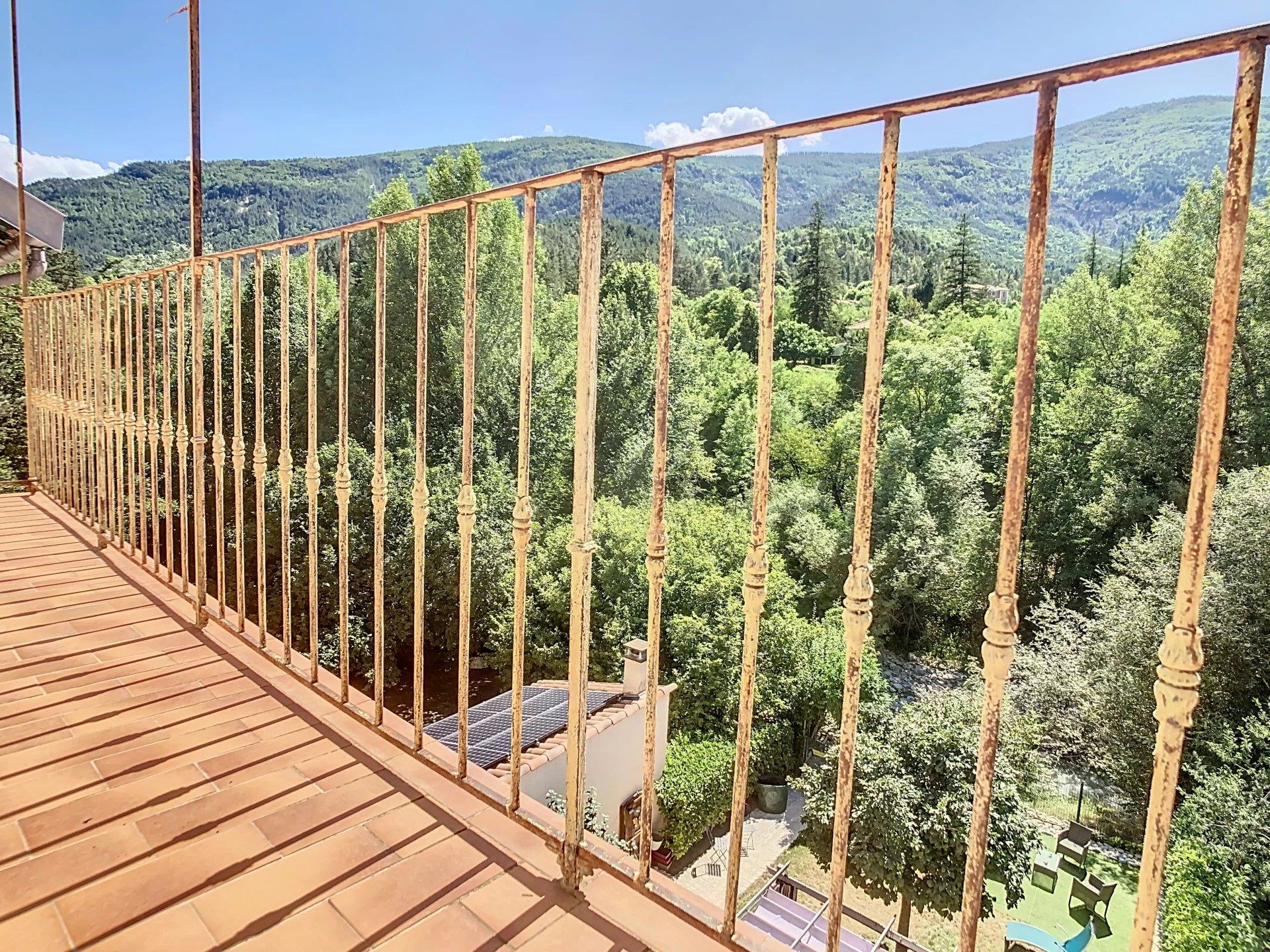 Appartement à vendre, 65m², Annot