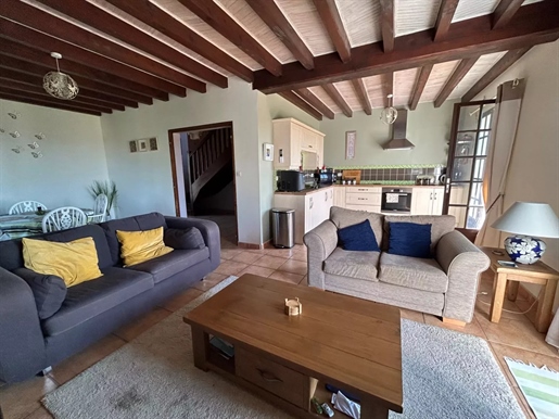 Neo-Béarnaise style house with garden and stunning views of the Pyrenees.