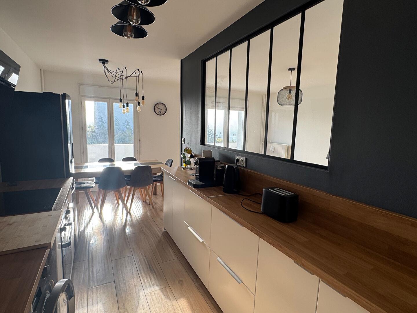 Appartement à vendre, 66m², Saint-Etienne