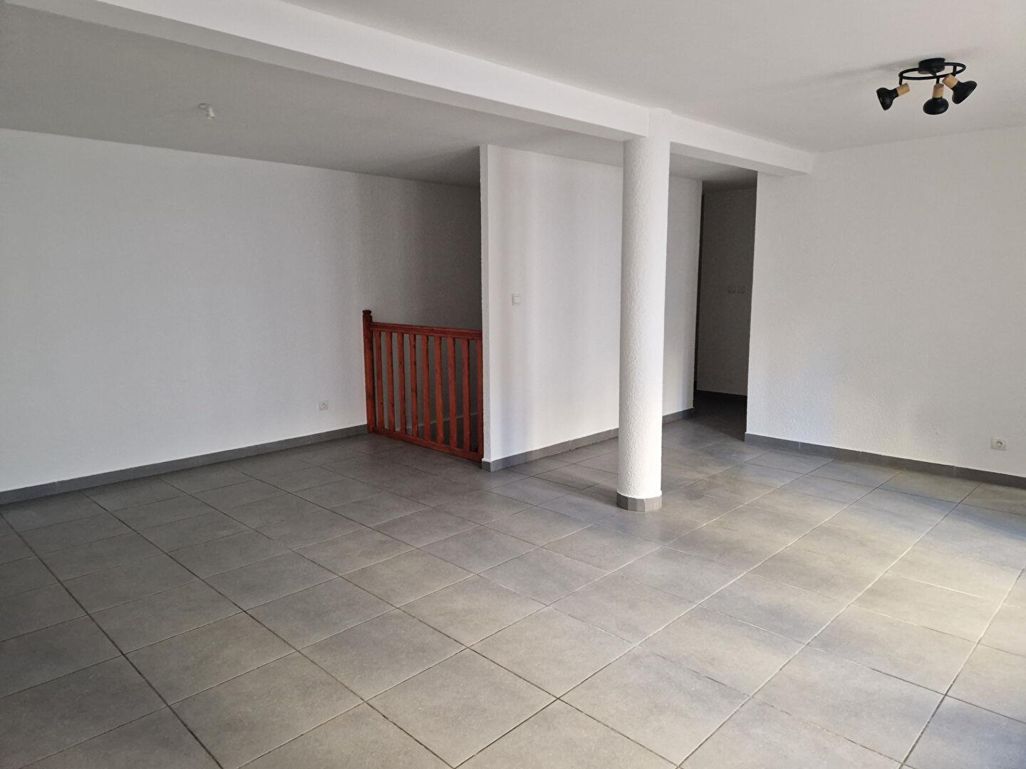 Appartement à louer, 85m², Saint-Etienne