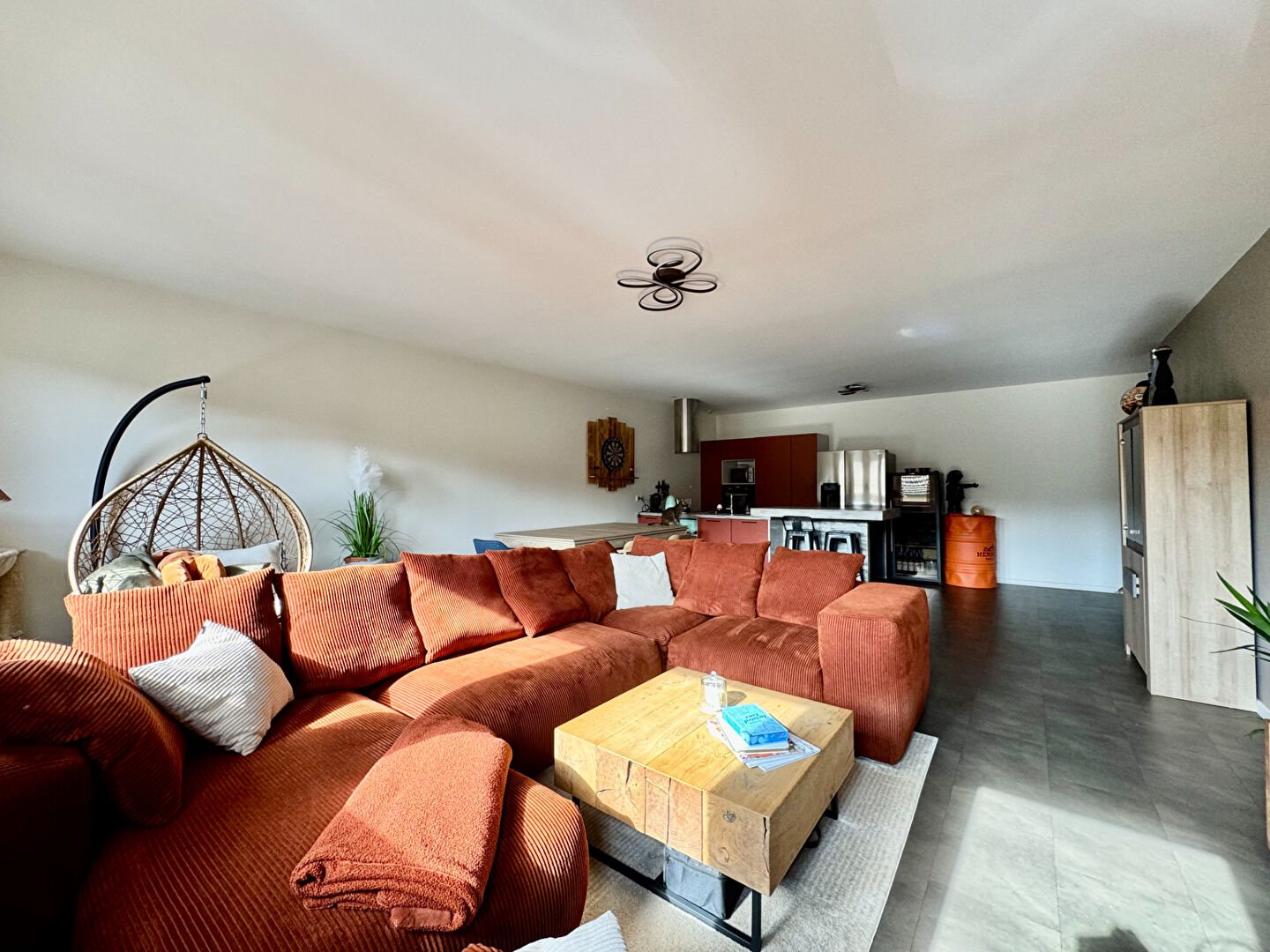 Appartement à vendre, 93m², Porte des Pierres Dorées