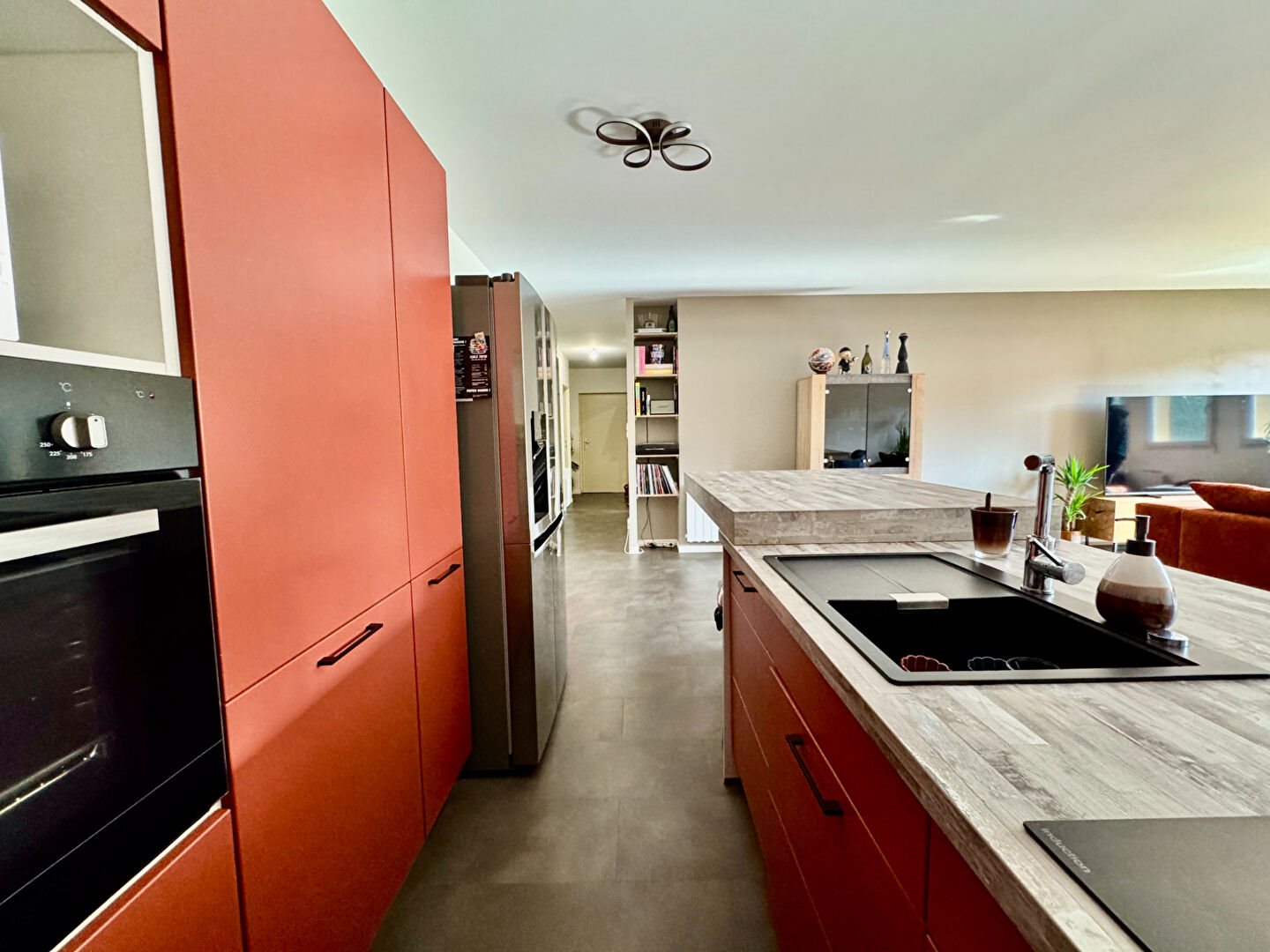 Appartement à vendre, 93m², Porte des Pierres Dorées