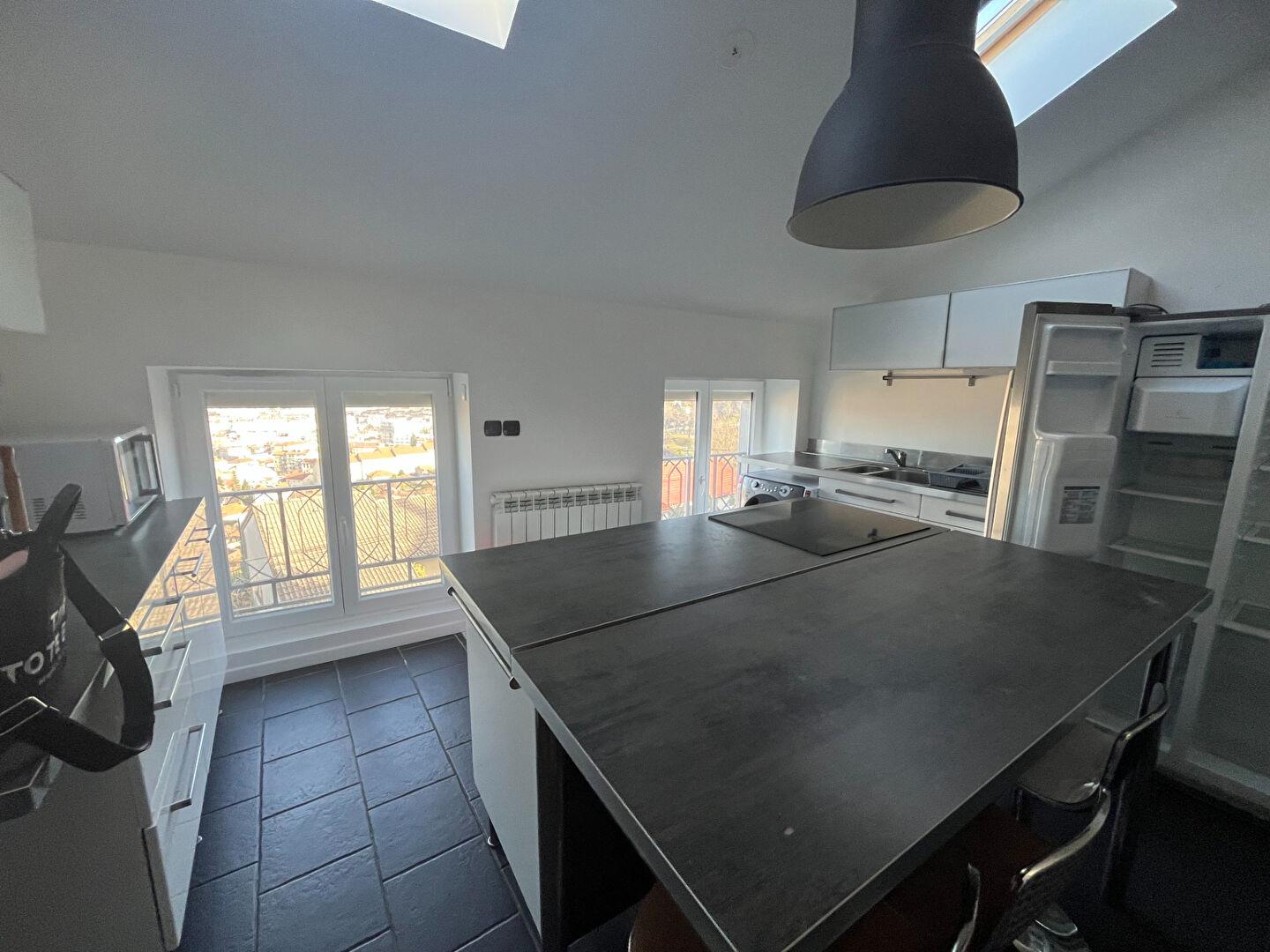 Appartement à louer, 51m², Saint-Etienne