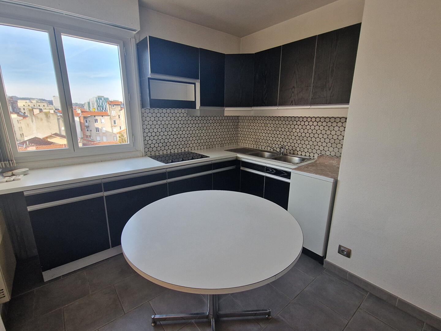 Appartement à louer, 70m², Saint-Etienne
