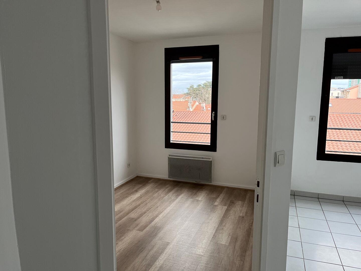 Appartement à louer, 56m², Saint-Etienne