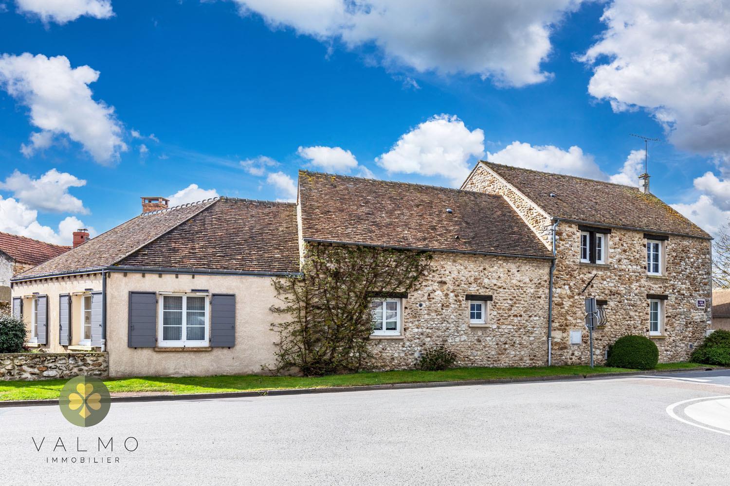 Dept Yvelines (78) Flacourt + For sale house of 300 m2