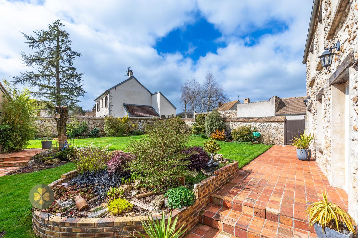 Dept Yvelines (78) Flacourt + For sale house of 300 m2