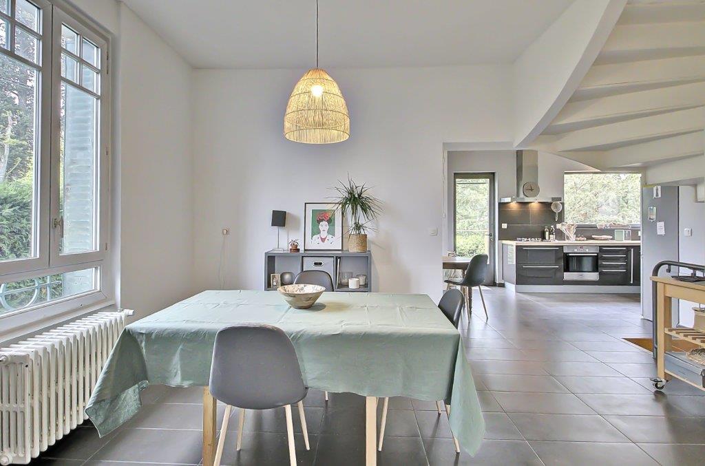 Maison à vendre, 196m², Tassin-la-Demi-Lune