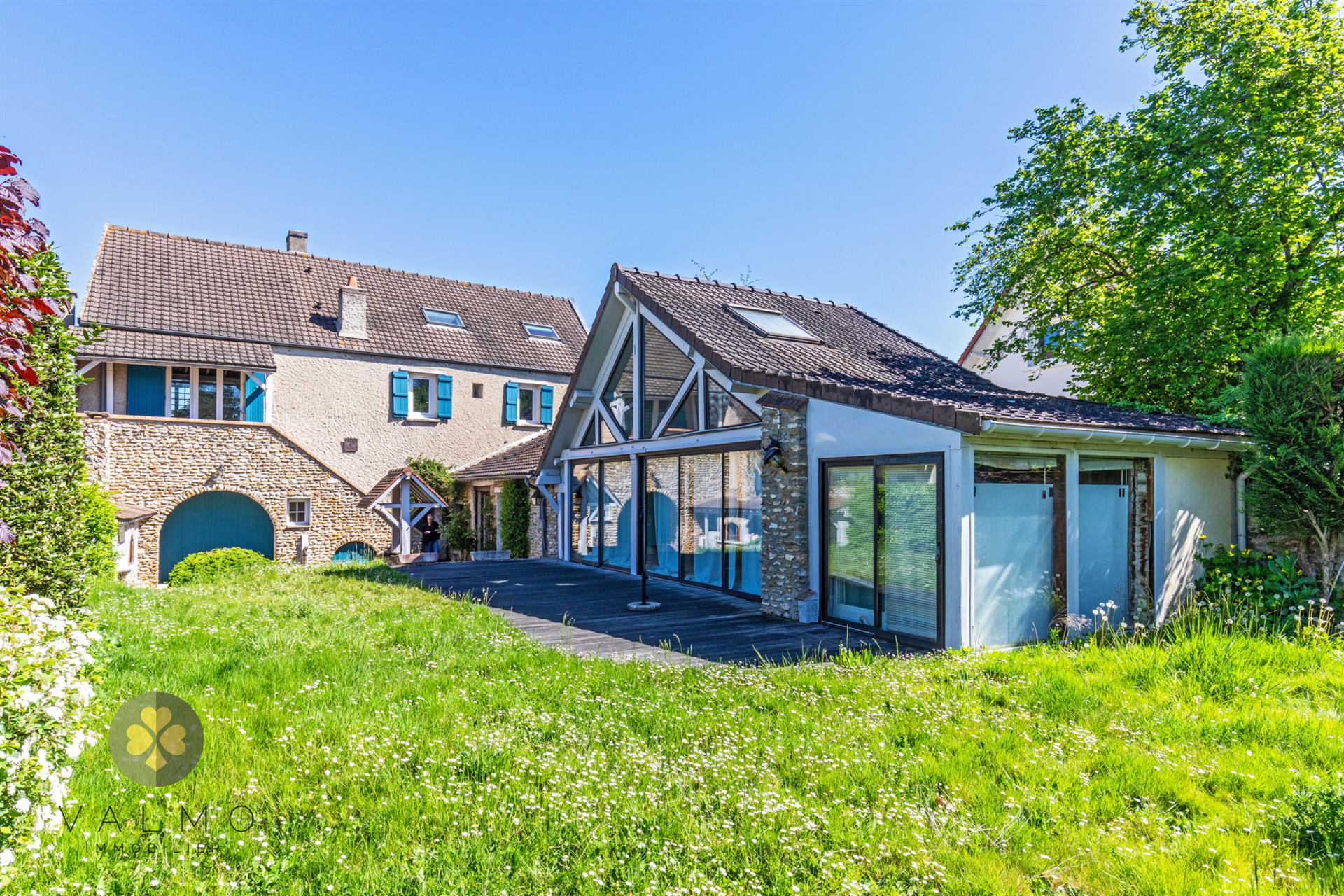 Dept Yvelines (78) La Queue Lez Yvelines + For sale 5 bedroom house 285 m2
