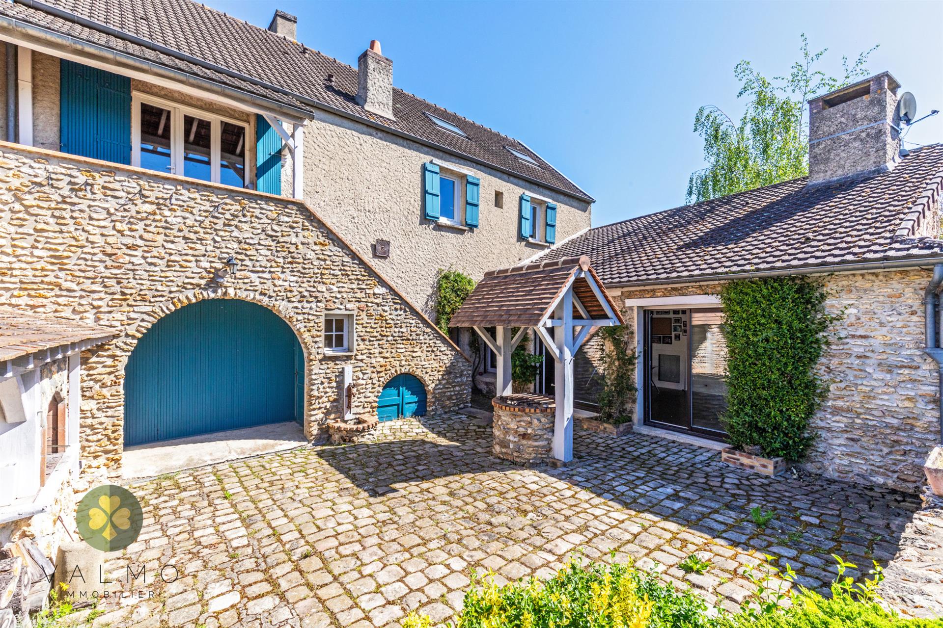 Dept Yvelines (78) La Queue Lez Yvelines + For sale 5 bedroom house 285 m2
