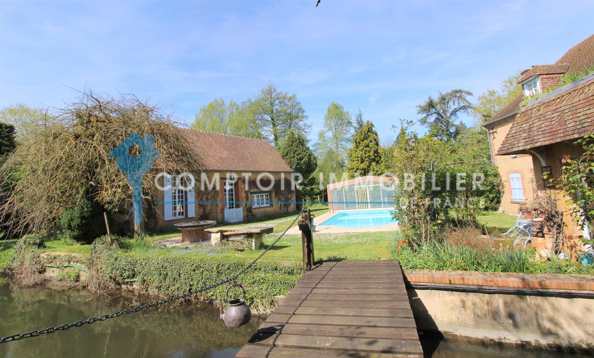 Dpt Eure (27) for sale Charming 17th century mill on 3.5 ha park on the edge of the river