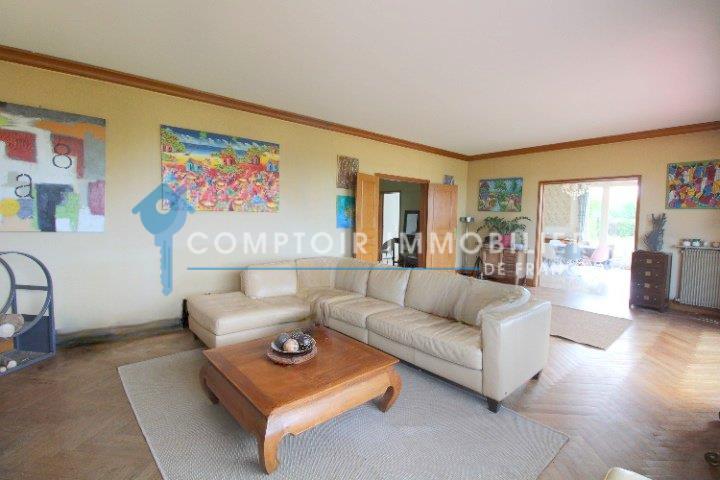 Dpt Eure (27) for sale near Beaumont le Roger house 317 m2 on land of 4,400 m2