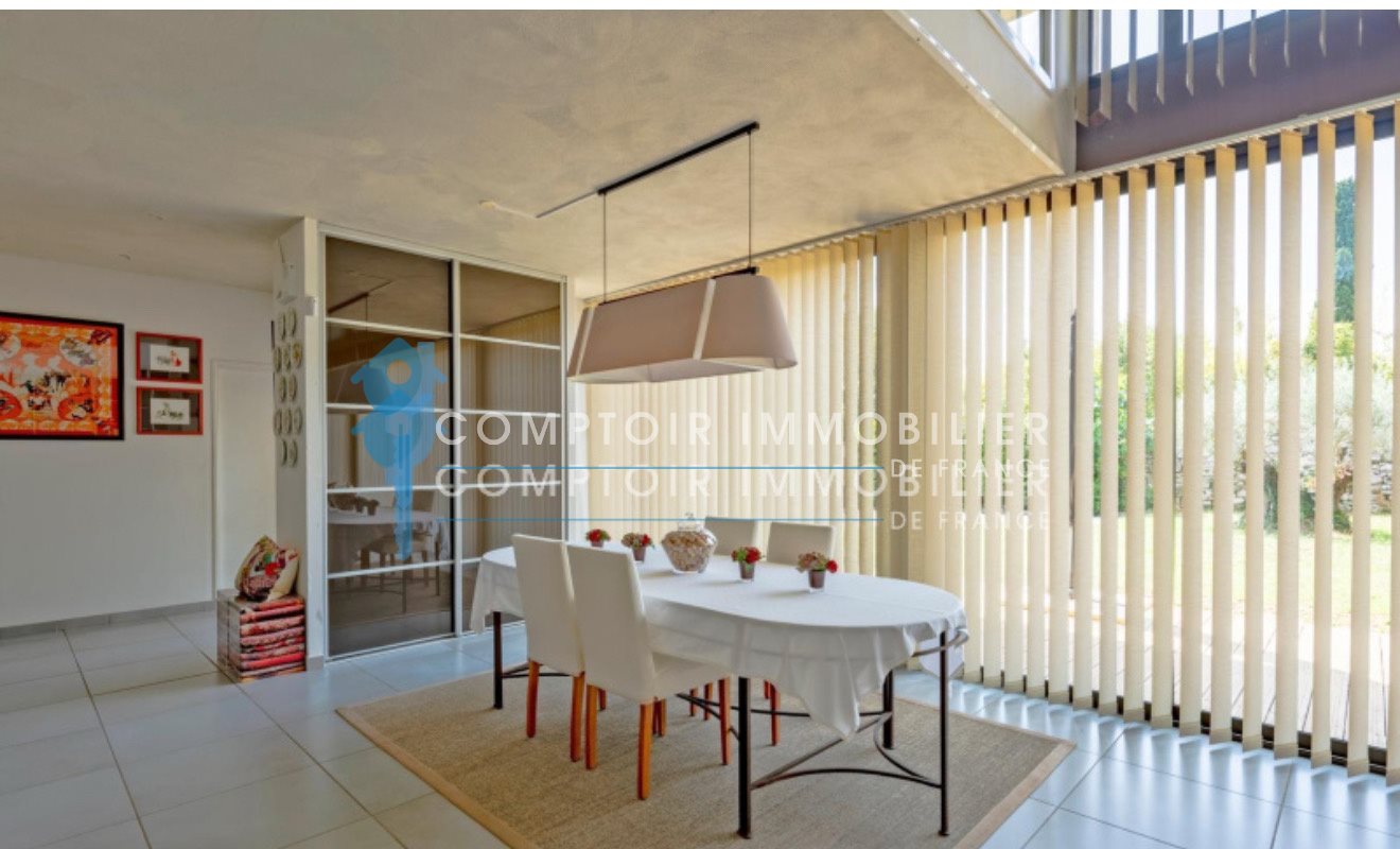 Maison à louer, 164m², Sommières