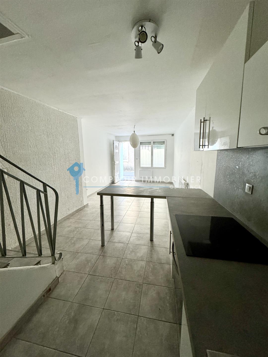 Maison à louer, 55m², Vergèze