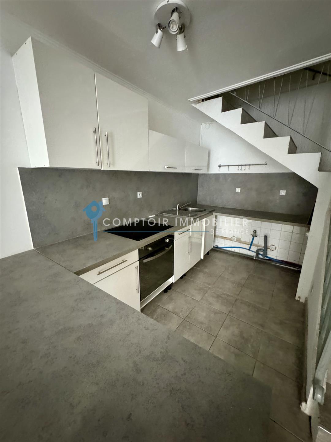 Maison à louer, 55m², Vergèze