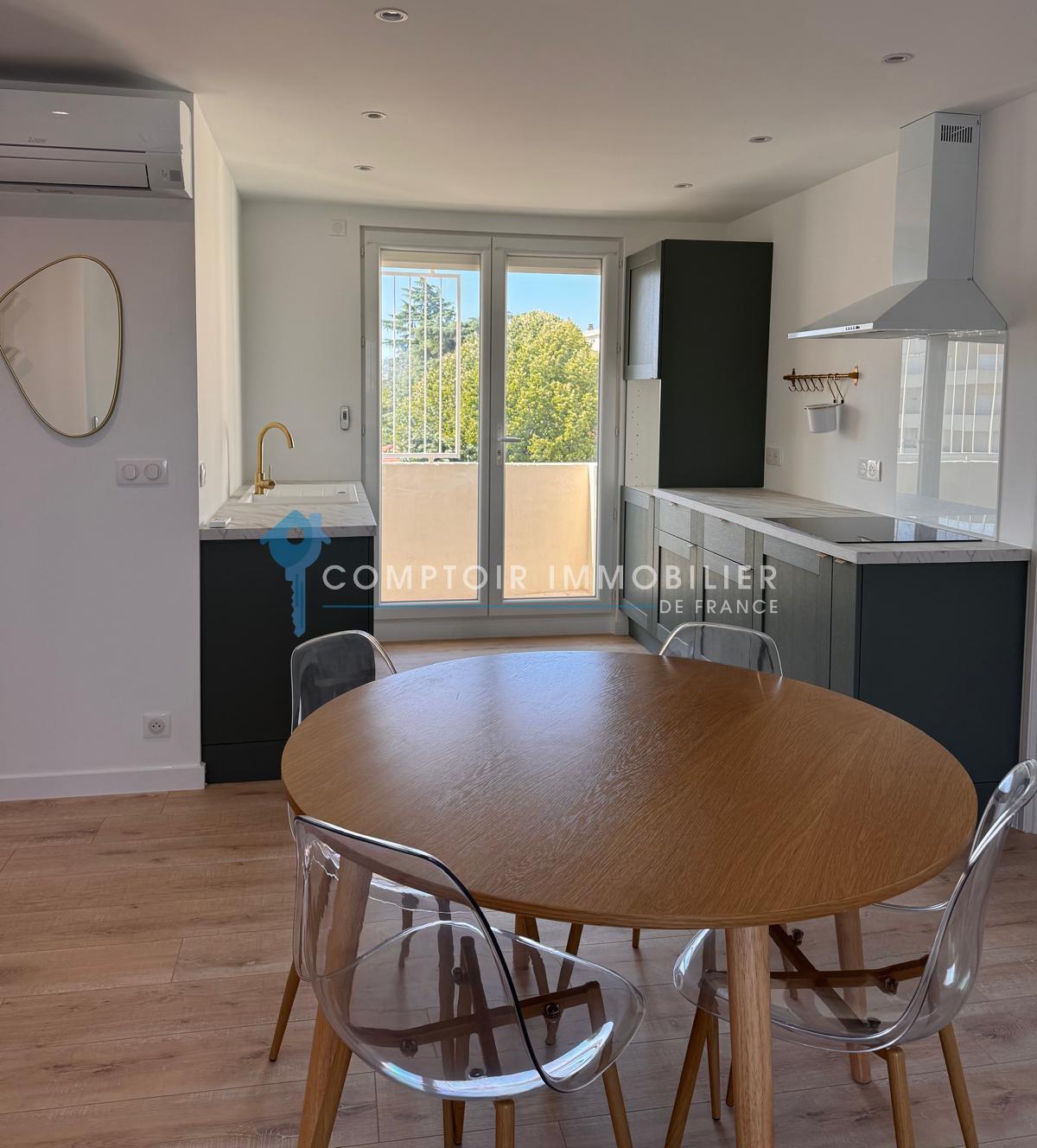 Appartement à vendre, 63m², Nîmes