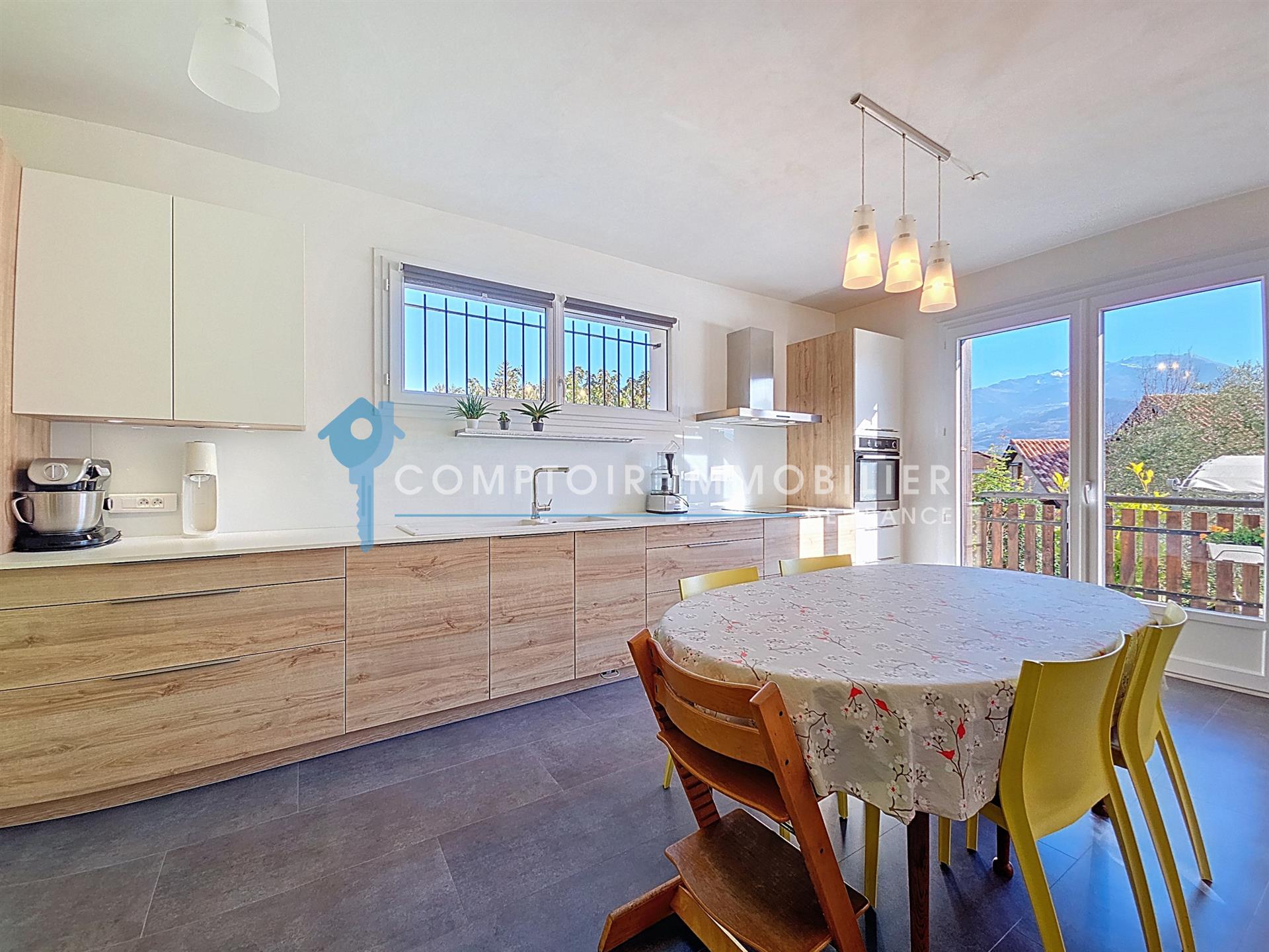 Maison à vendre, 280m², Crolles