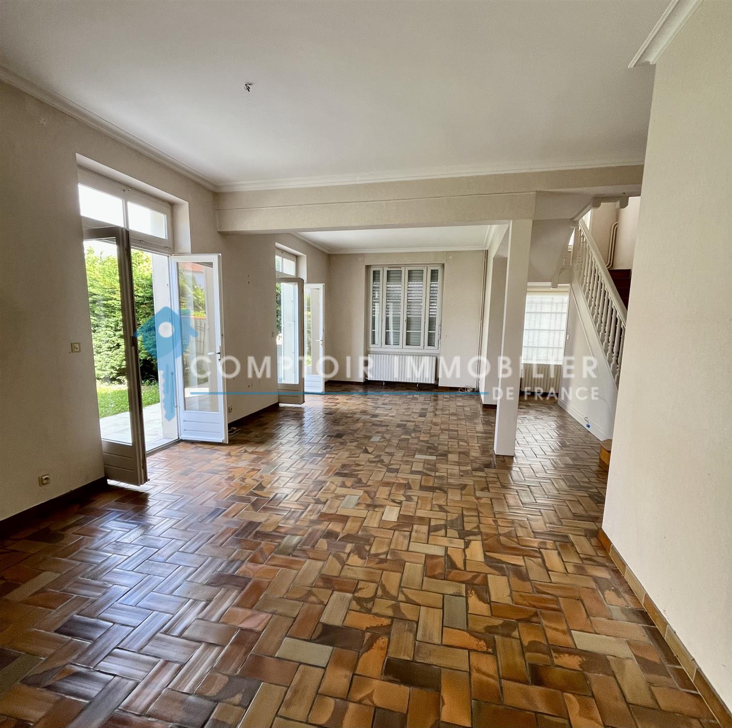 Compra: Vivenda (17000)