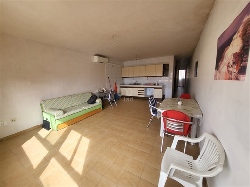 Apartamento 5 dormitorios - 256.00 m2