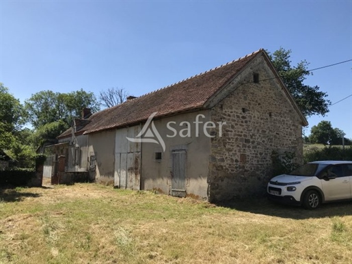 Rural property of 8 ha 27 a including a living house