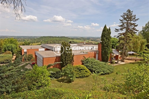 Puygouzon - Architect-designed villa 400m² with panoramic views