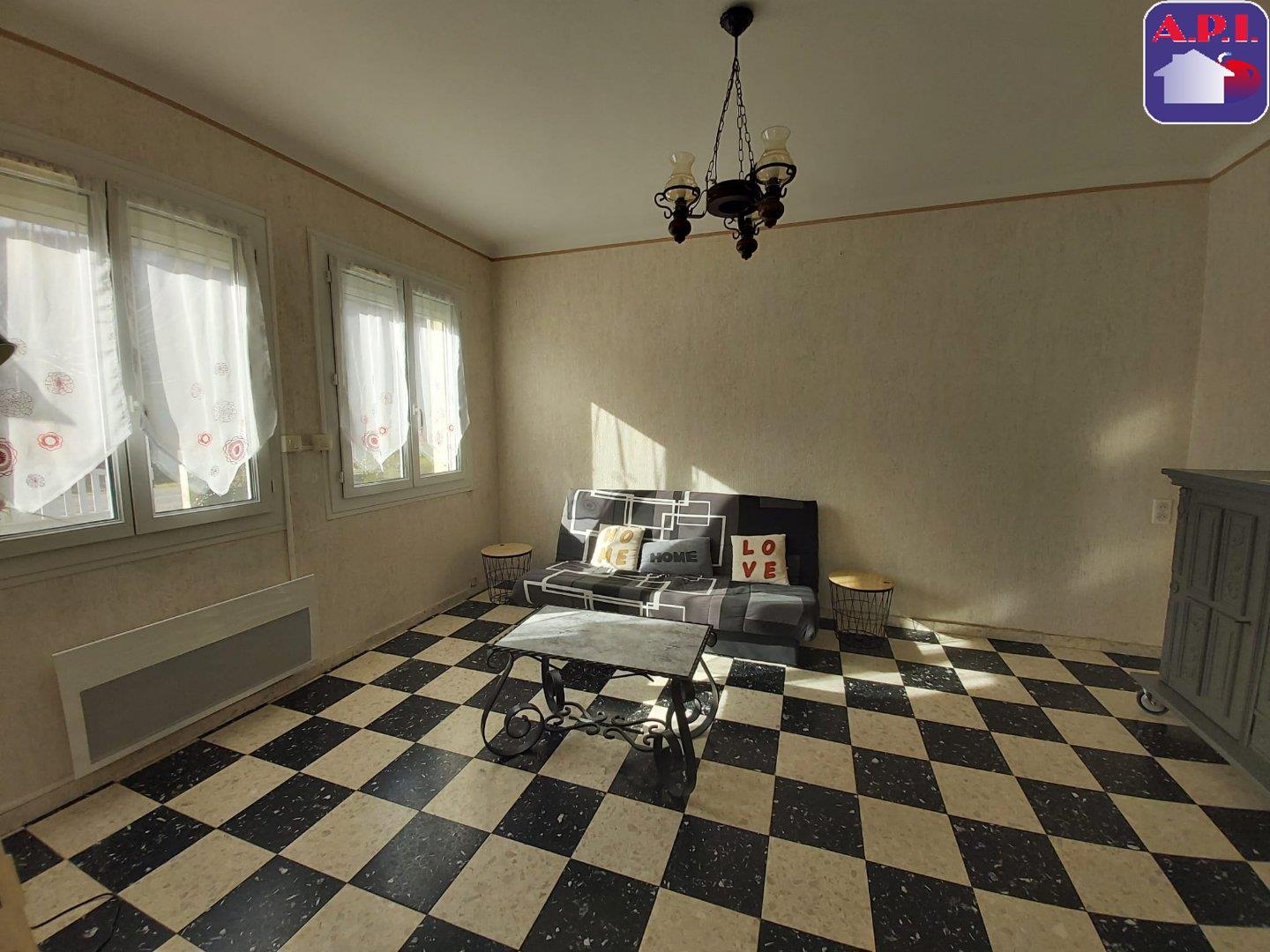 Maison à louer, 83m², Saurat