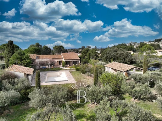 Eygalieres - Villa - 4 Bedrooms - Overlooking The Alpilles And The Village