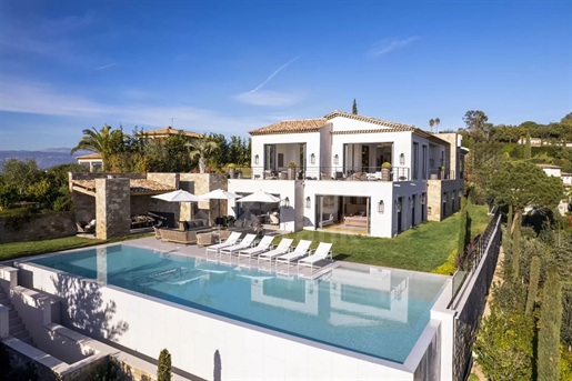 Cannes - Superb contemporary villa with stunning sea views