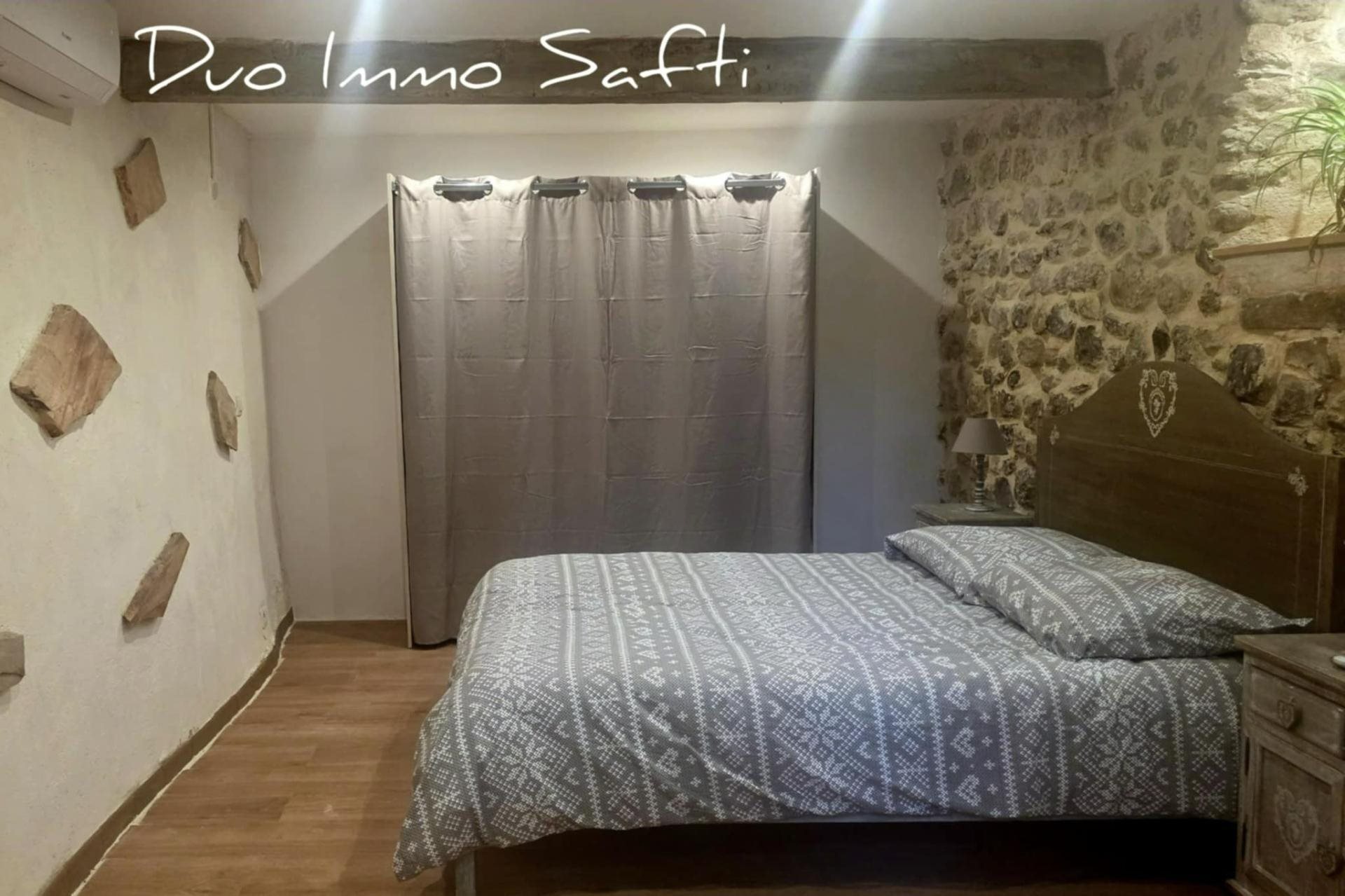 Appartement à vendre, 37m², Mézel