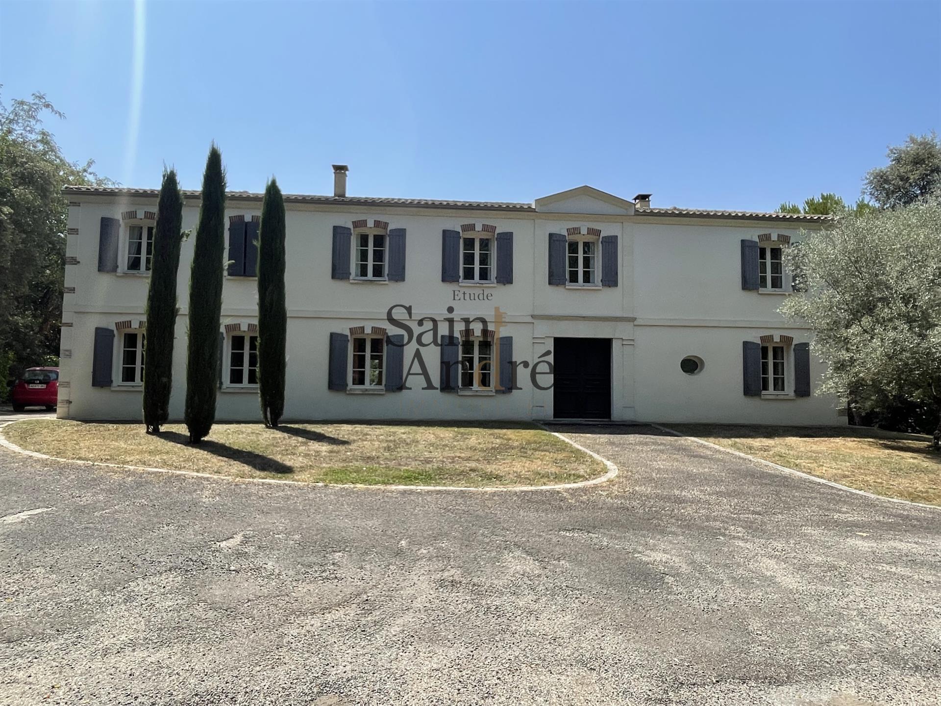 Maison à vendre, 414m², Saint-Yrieix-sur-Charente
