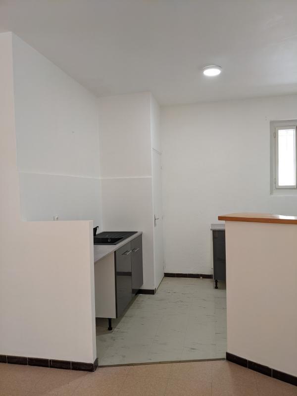 Appartement à louer, 68m², Canohès