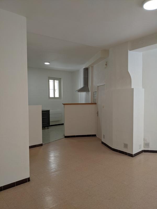Appartement à louer, 68m², Canohès