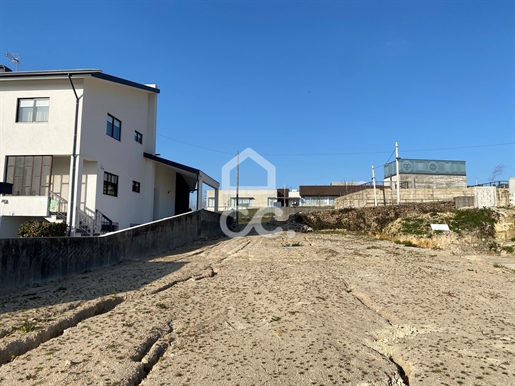 Land in Maia for housing construction