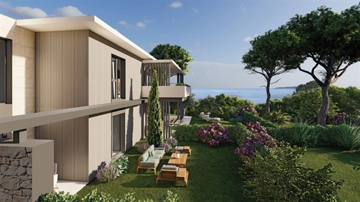Le prestigieux projet immobilier neuf "Civiù", situé à Sainte-Maxime, bénéficie d'une belle vue sur