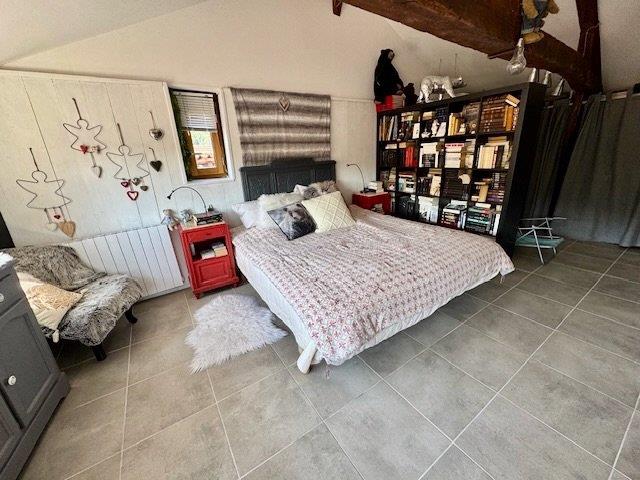 Appartement à vendre, 220m², Figeac