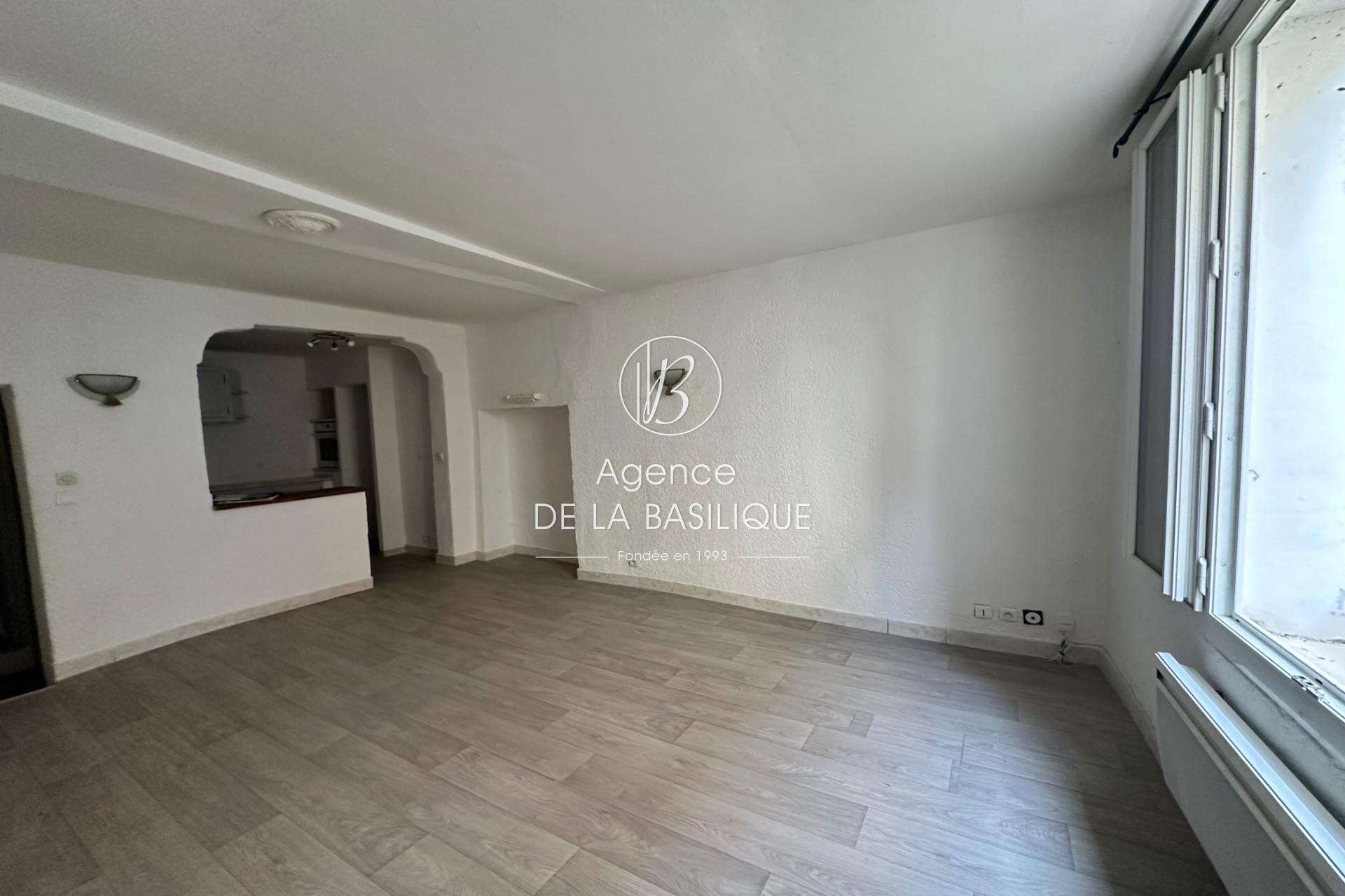 Appartement à vendre, 46m², Saint-Maximin-la-Sainte-Baume