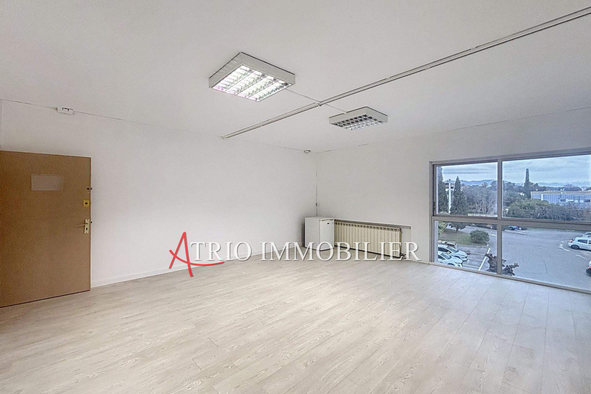 Maison à louer, 59m², Villeneuve-Loubet