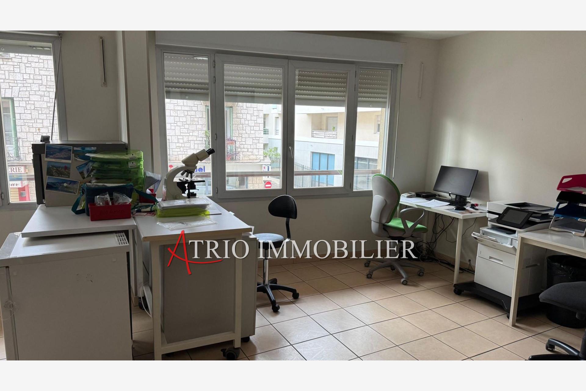 Maison à louer, 152m², Saint-Laurent-du-Var