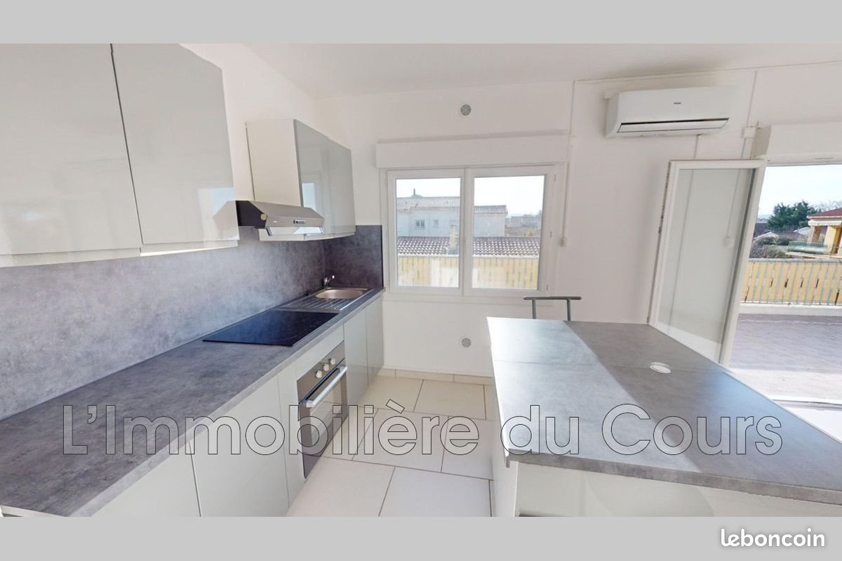 Appartement à louer, 45m², Marignane