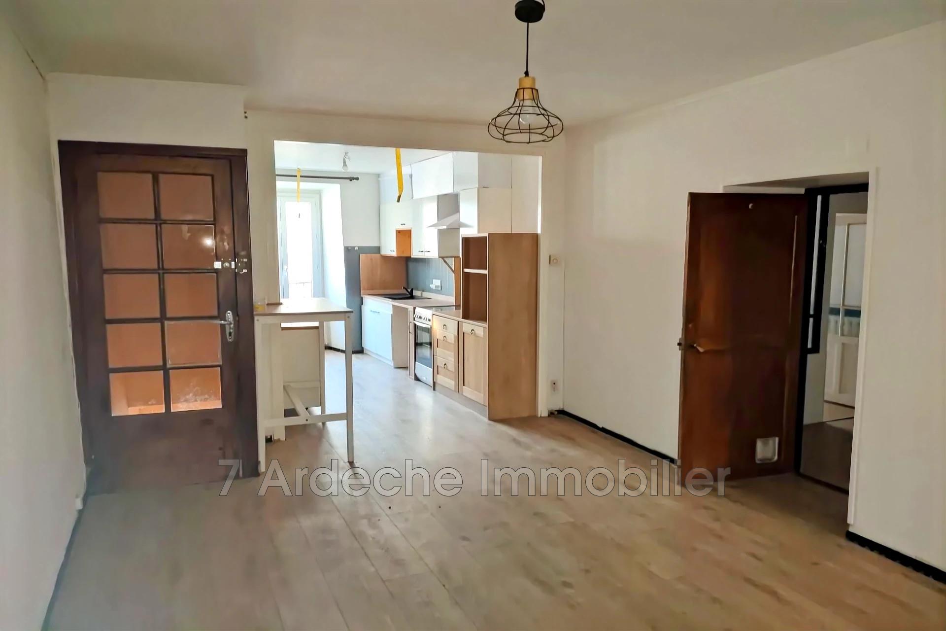 Maison à louer, 75m², Villeneuve-de-Berg