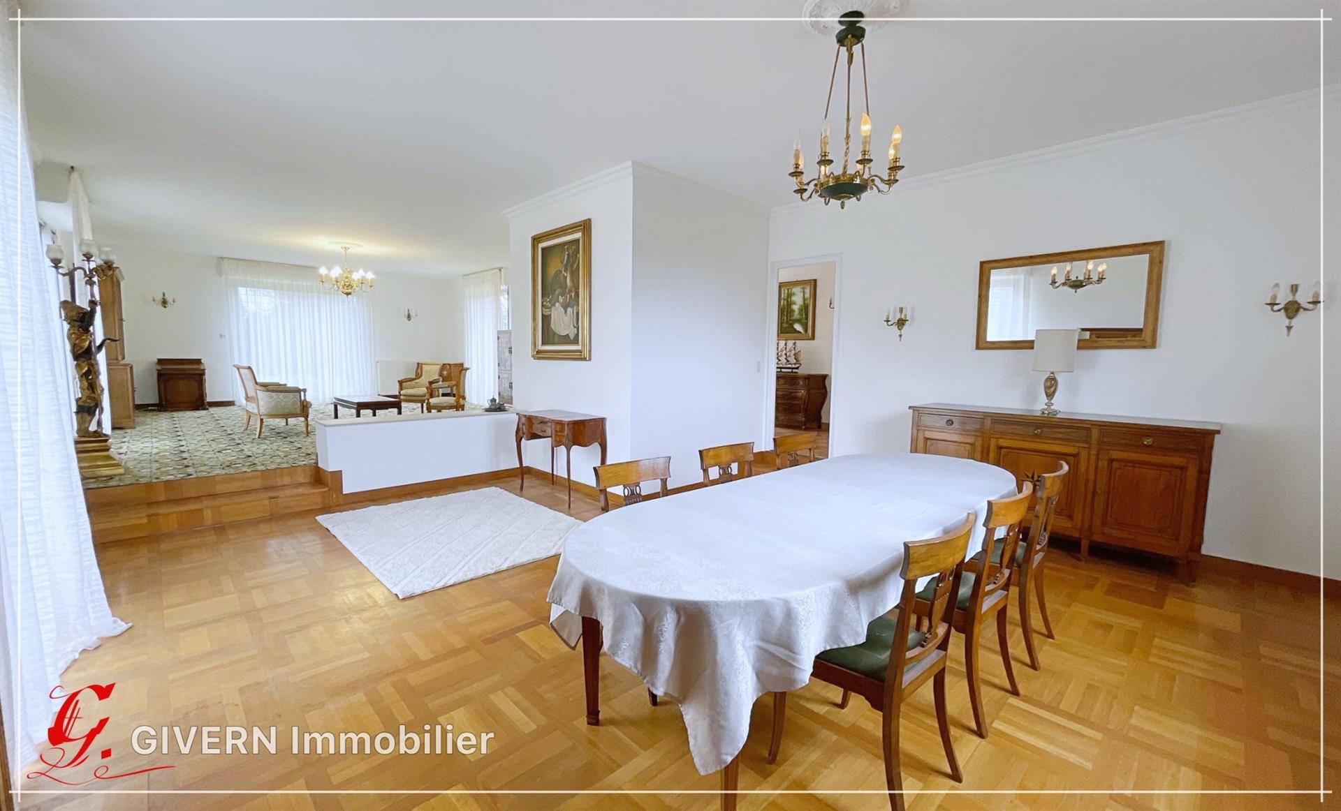 Haus - 7 Schlafzimmer - Keller - Großer Garten