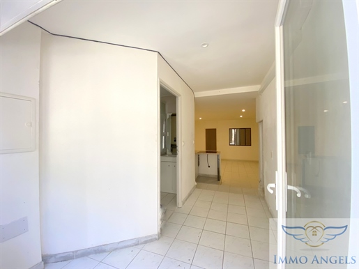 Special Investors Near Port T2 Apartment Of 49 M2 On The Ground Floor