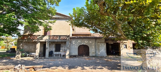 Alès, Mas 123m2 to renovate and its 685m2 of annexes on more than 2ha of market gardening land.