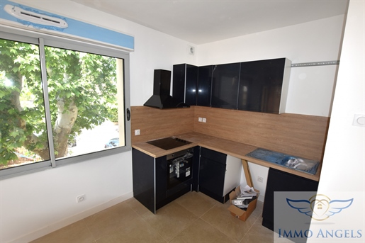 In venelles, apartment of 56.08 m2 completely renovated with terrace, cellar and parking.
