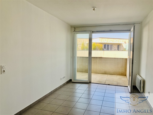 Castelnau Le Lez- T2 Of Approximately 38 M2 With Terrace 13 M2 Ideally Located Immediately Next To T
